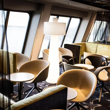 Viking Line Ferry Gabriella - One-way Journey From To Stockholm * ヘルシンキ