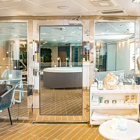  Viking Line Ferry Gabriella - One-way Journey From To Stockholm ヘルシンキ